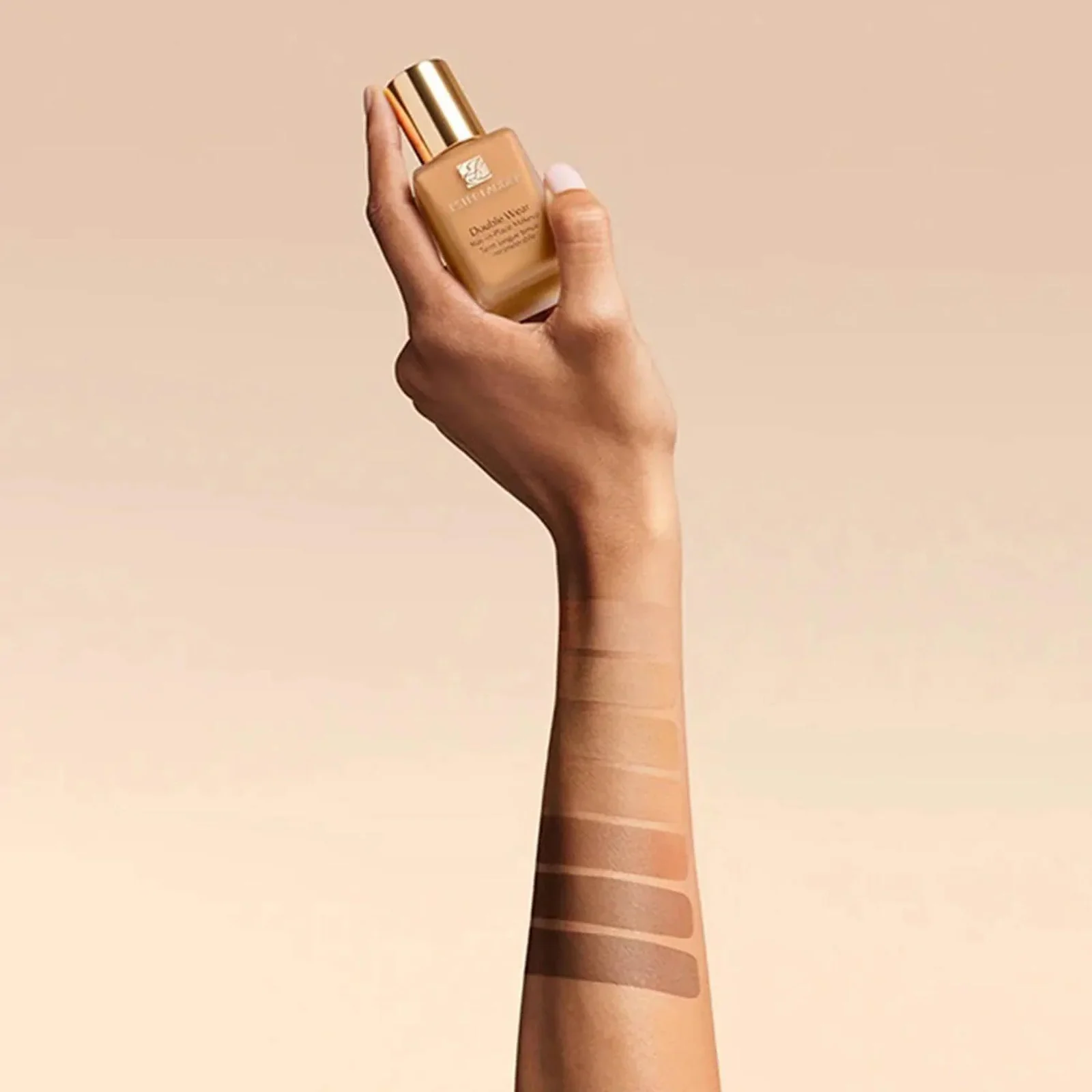 Estee Lauder Double Wear Foundation view 17
