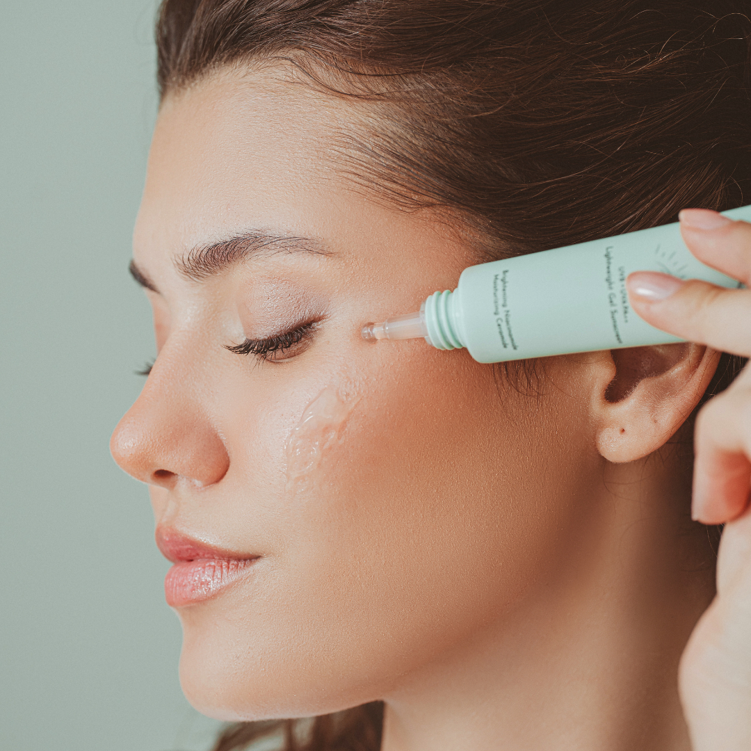 Sunny Days Gel-Light Weight Gel Sunscreen view 5