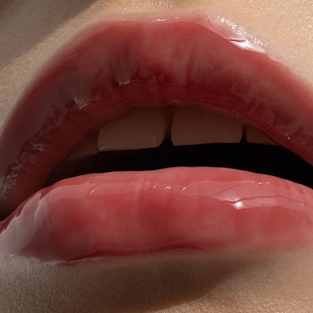 Loca Hydrating Lip Color view 18