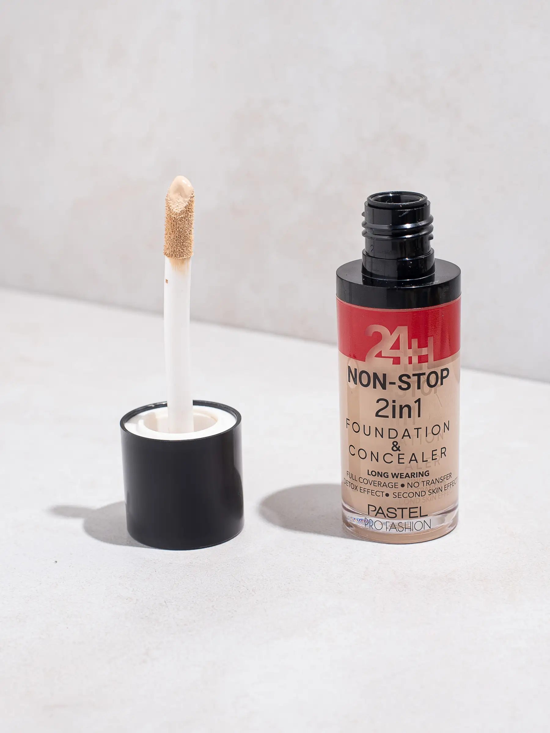Pastel Pro Fashion 2 in 1 Foundation Concealer