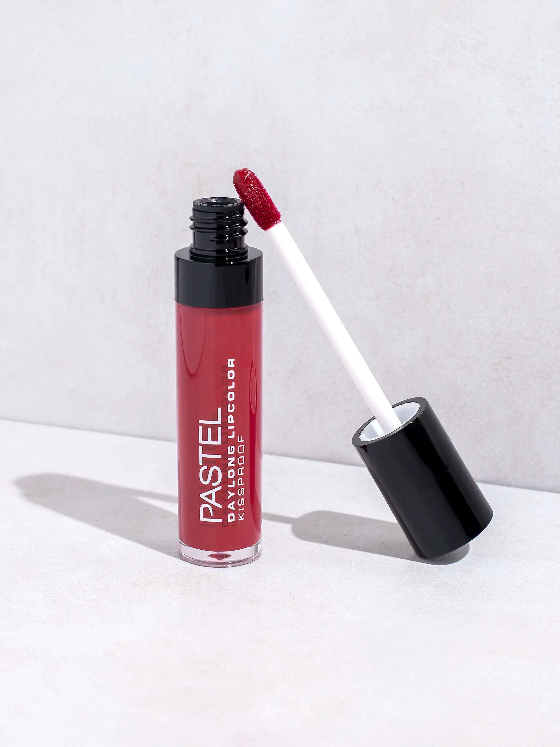 Pastel Daylong Lipcolor Kissproof view 2