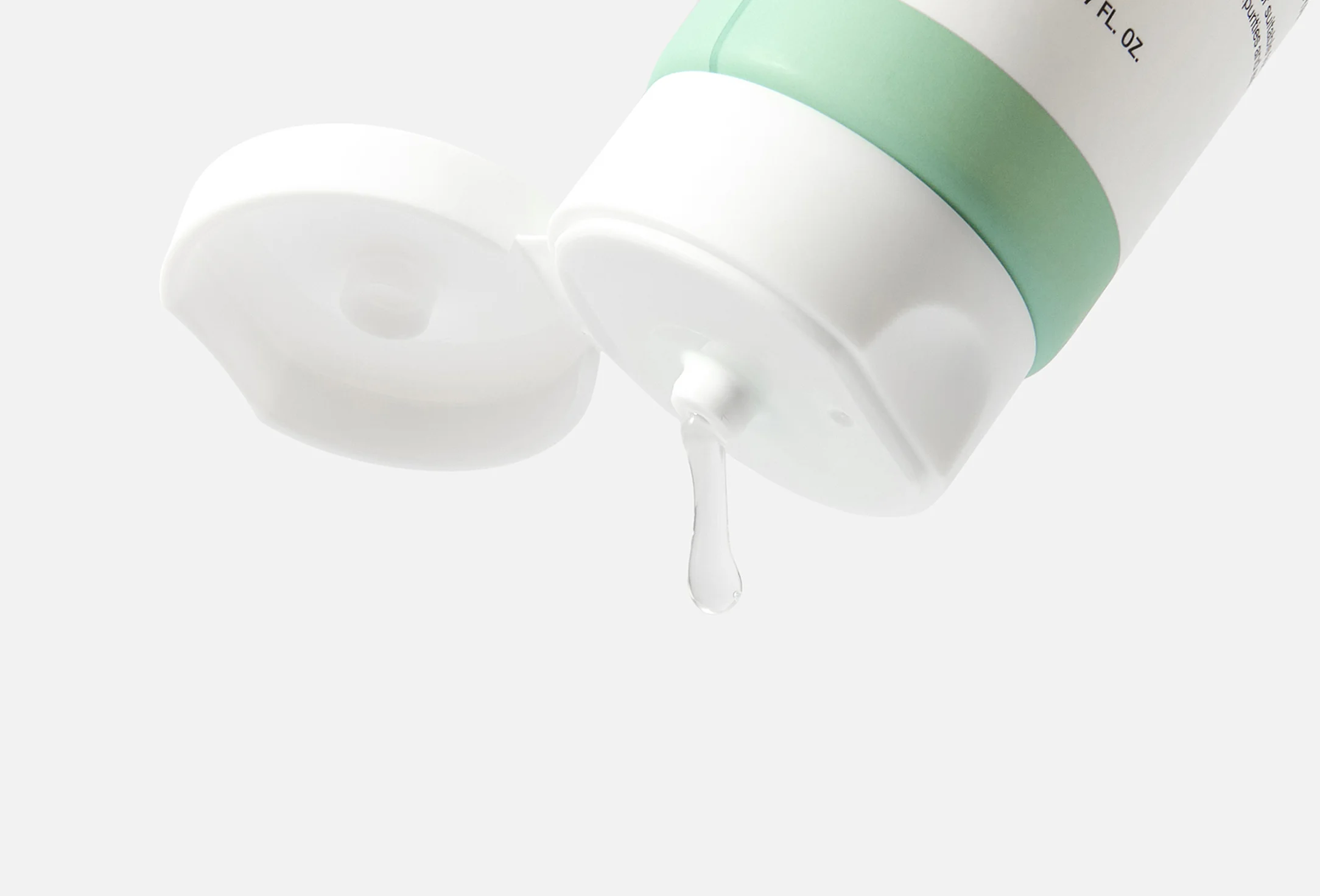 Heartleaf Succinic Moisture Cleansing Foam view 4