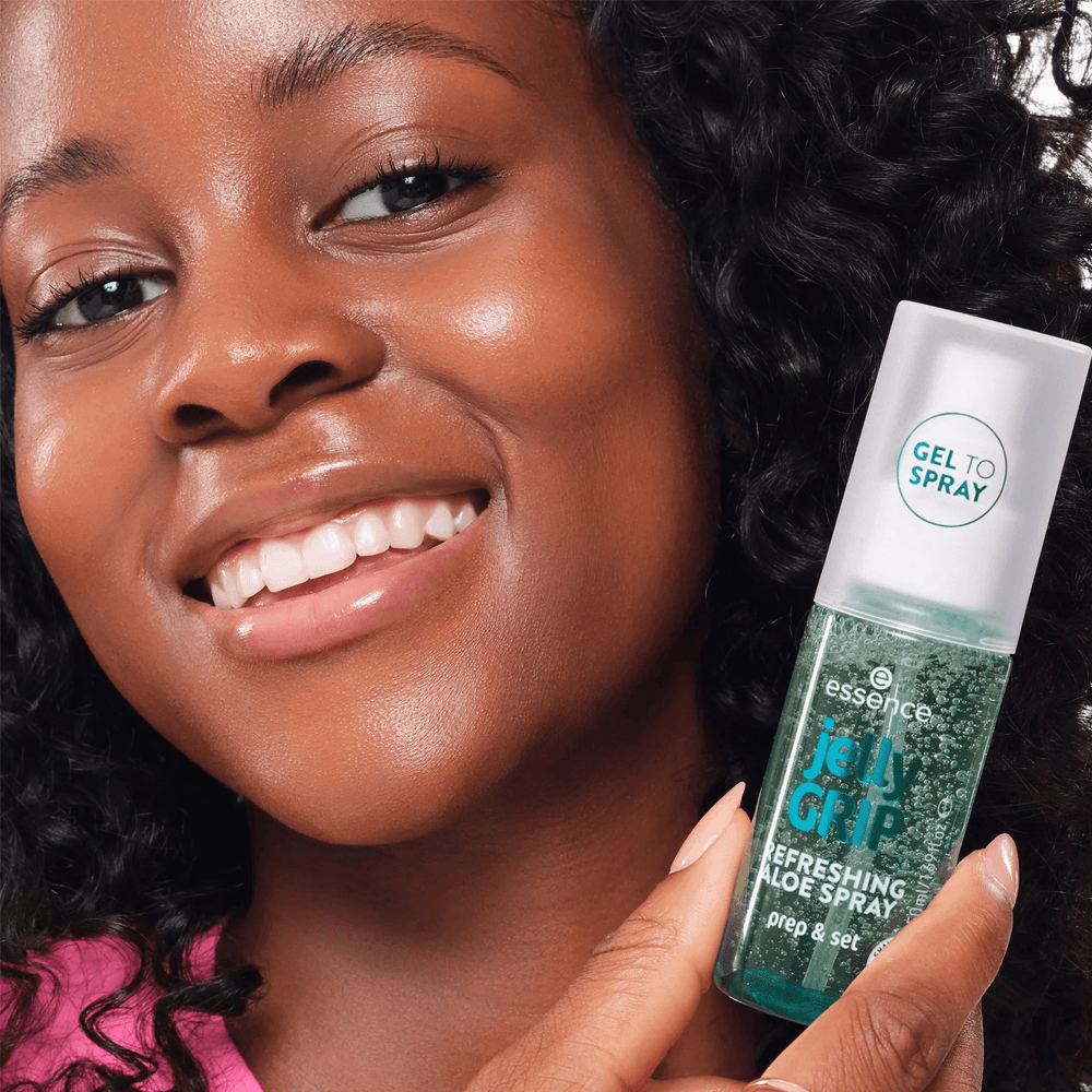 Essence Jelly Grip Refreshing Aloe Spray - 50ml view 4