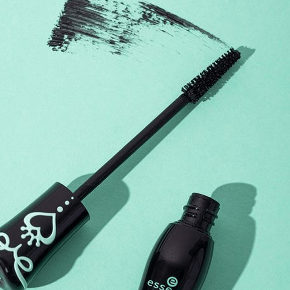 Essence Mascara Lash Princess view 13