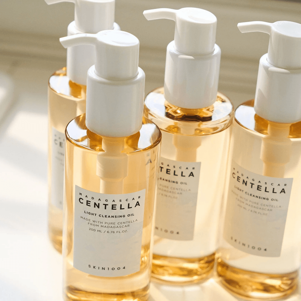 Skin1004 Madagascar Centella Light Cleansing Oil - 200ml view 4