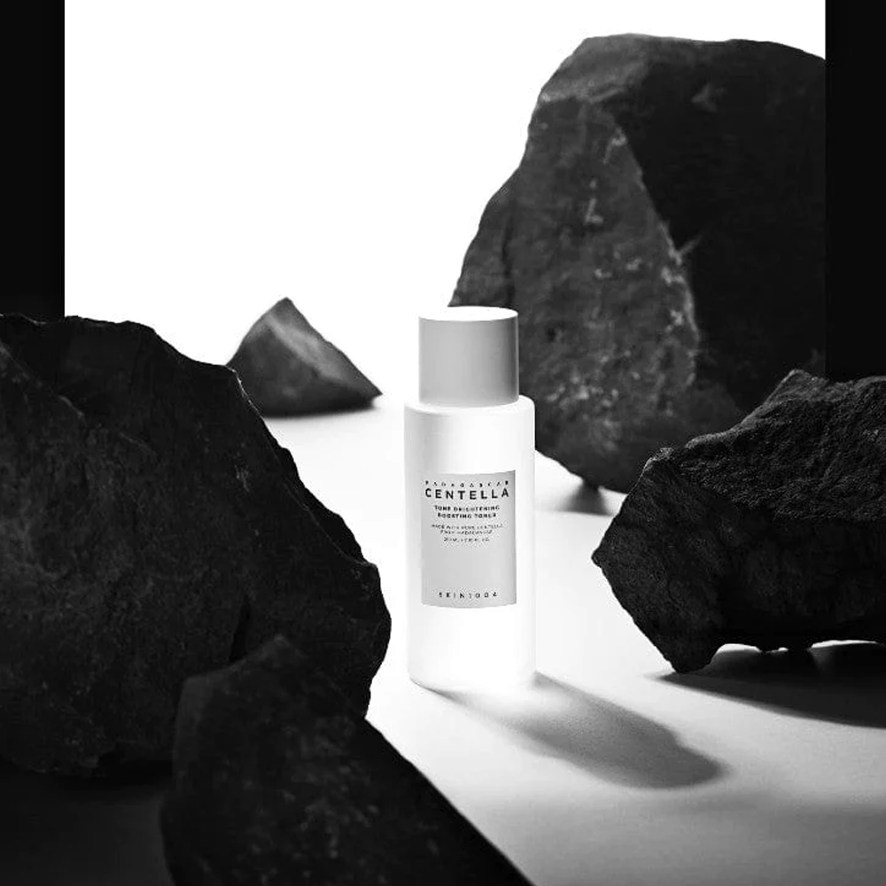 Skin1004 Madagascar Centella Tone Brightening Boosting Toner - 210ml alternate view